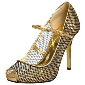 GUESS Women's Newbury Pump Size 5